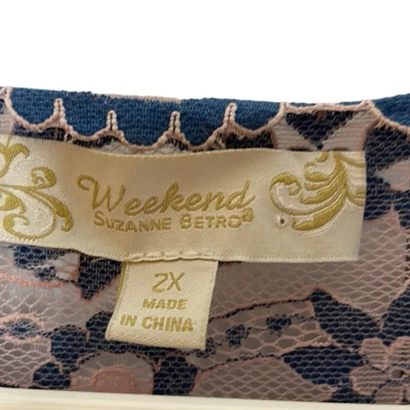 Suzanne Betro top, beach cover, 2X see thru lace top,floral,bell,scalloped hem - Picture 9 of 15